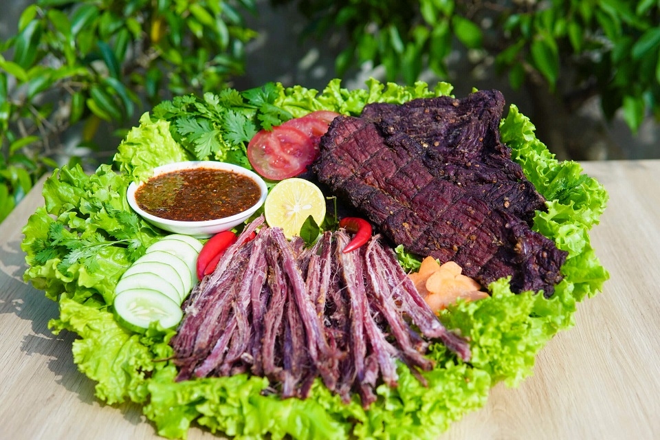Thịt trâu gác bếp Sa Pa
