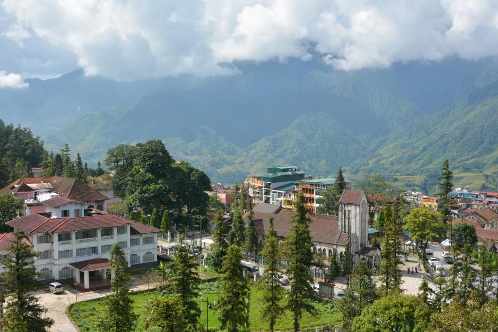 View toàn cảnh thị trấn khi ở panorama Hotel Sapa