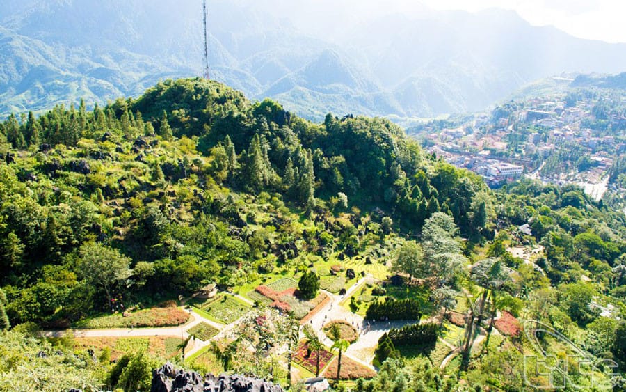 Khách sạn Sapa gần núi Hàm Rồng